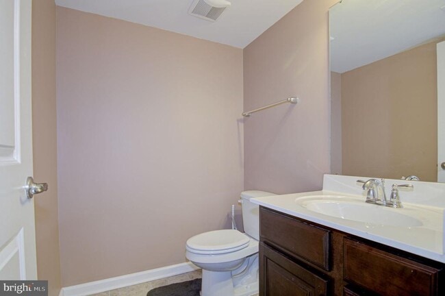 Building Photo - 1310 Idlewild Blvd