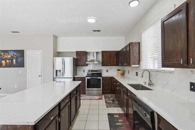 Building Photo - 1002 Belvoir Dr