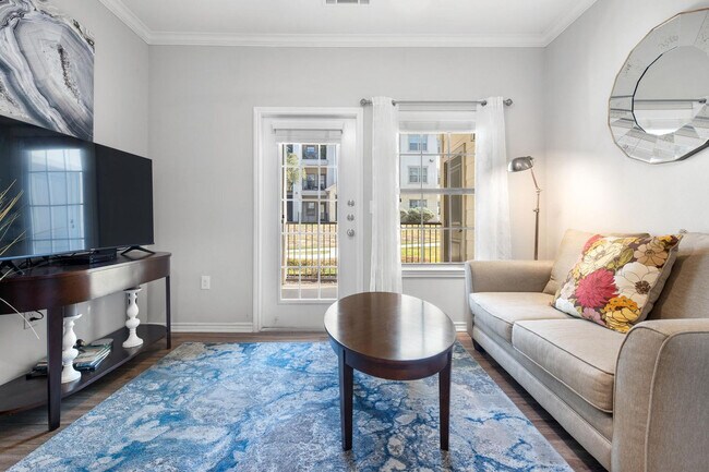 Building Photo - 5511 Pecan Spgs Rd