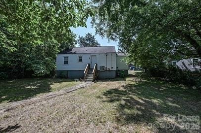 Building Photo - 2649 Roslyn Ave