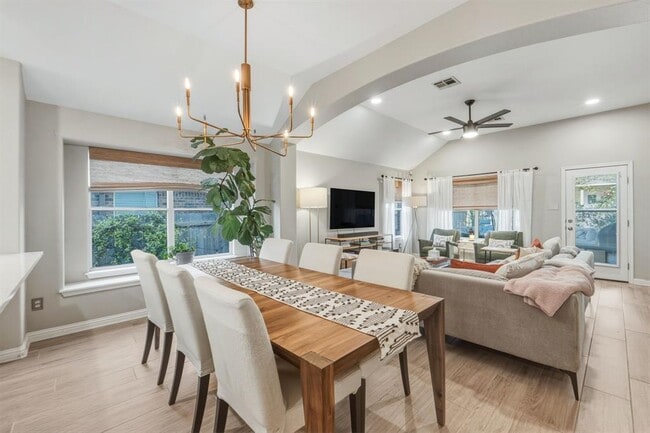 Building Photo - 10204 Wind Cave Trail