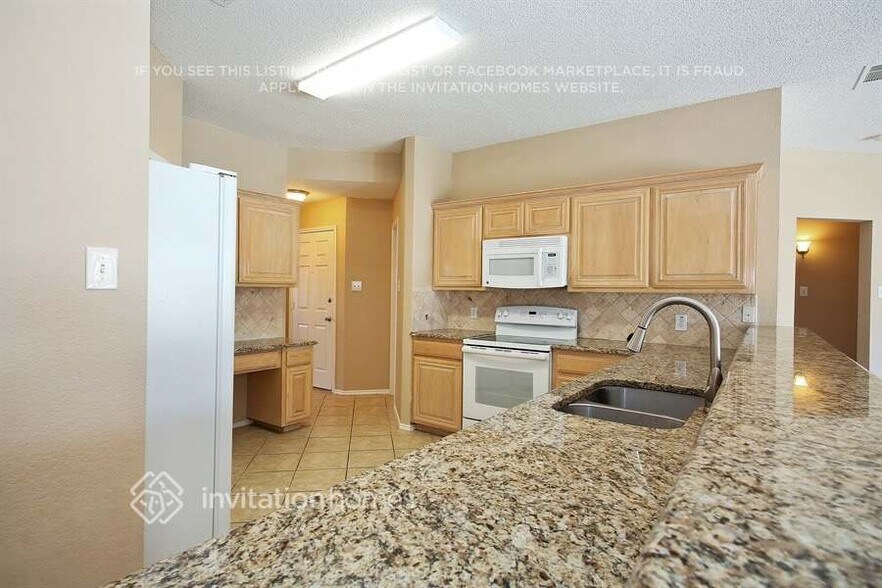 Building Photo - 614 St Eric Dr