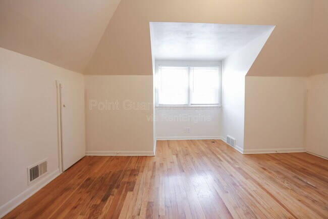 Building Photo - 5916 Camden Ave