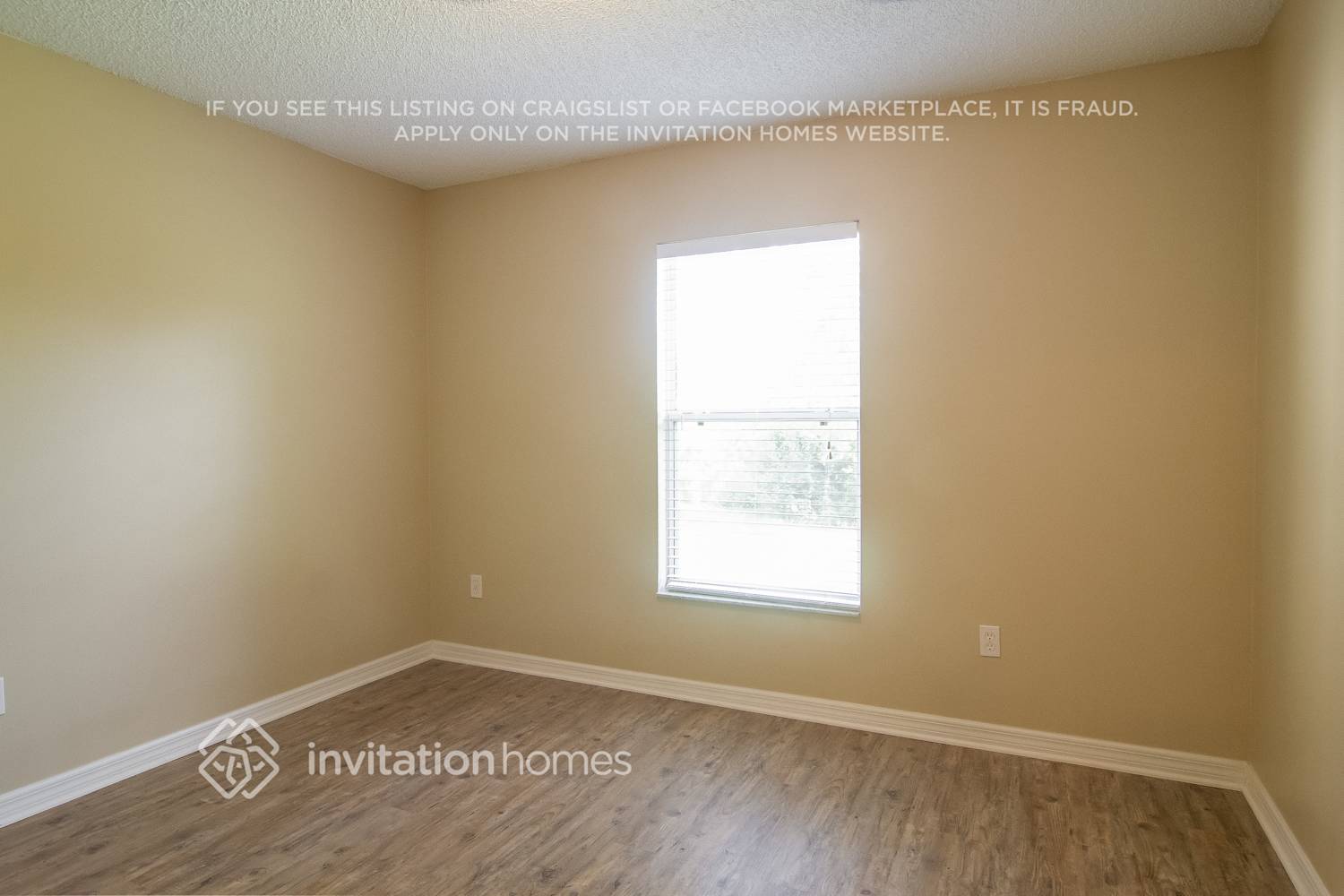 Building Photo - 1711 Whitman Dr