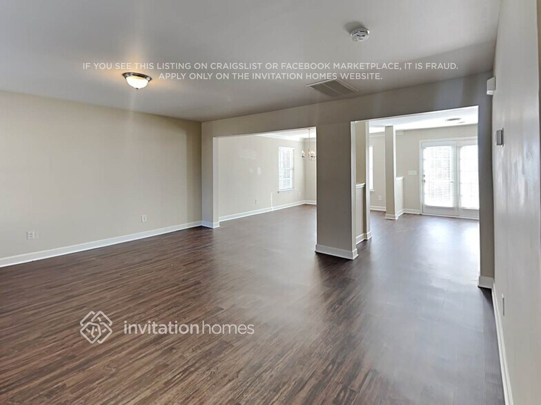 Building Photo - 14024 Mallard Lake Rd