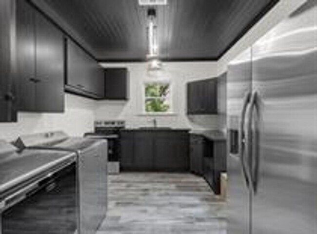 Building Photo - 15818 TX-21