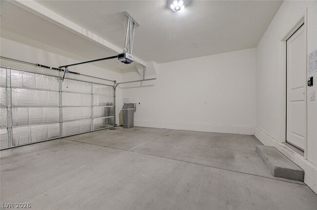 Building Photo - 4153 Lunar Cyn Ave