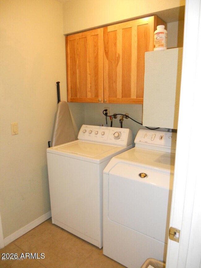 Building Photo - 15821 N 9th Pl