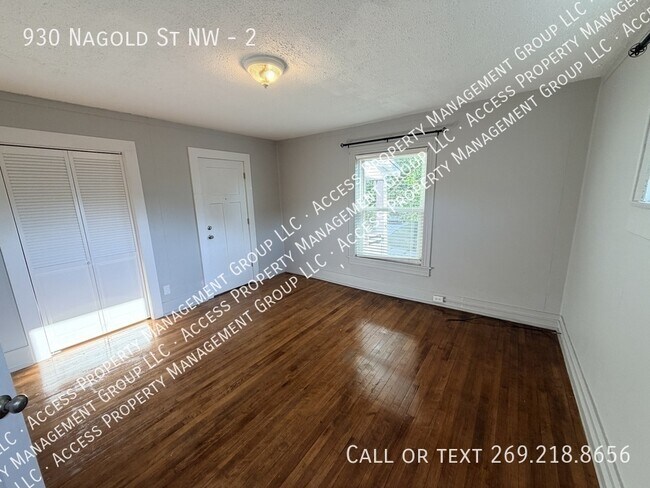 Building Photo - 930 Nagold St NW