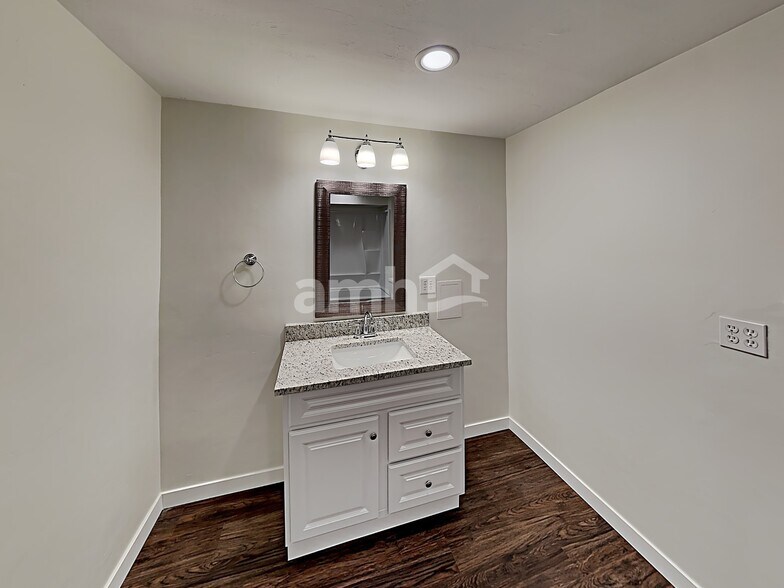 Building Photo - 7893 S Gaea Ct