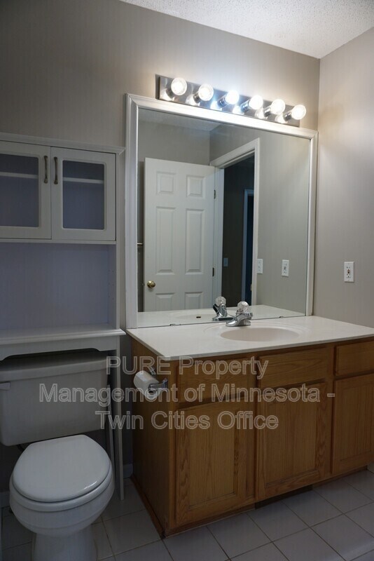 Building Photo - 506 Mariner Way