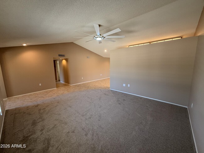 Building Photo - 14607 W Yosemite Dr