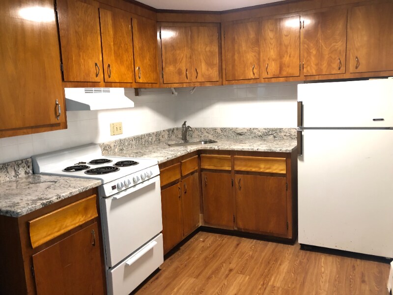 Building Photo - 1233 Main St