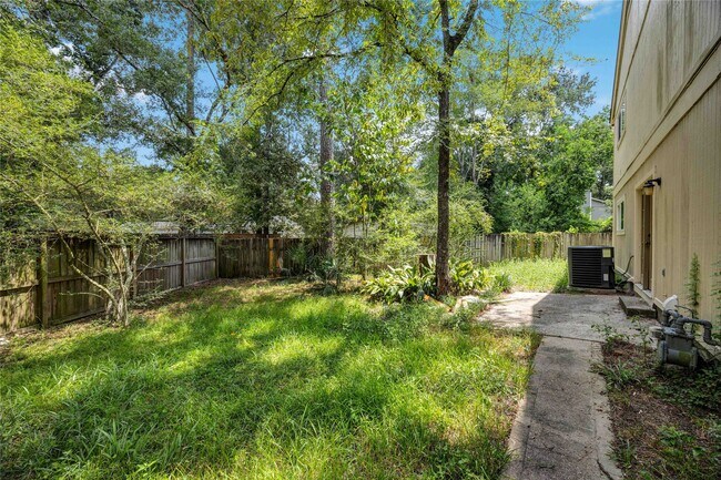 Building Photo - 2107 N Red Cedar Cir