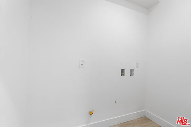 Building Photo - 10961 Calvert St