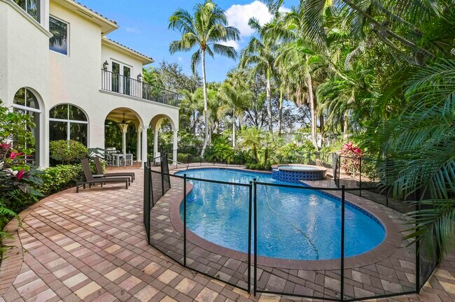 Building Photo - 17665 Middlebrook Way