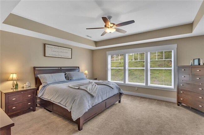 Building Photo - 5525 Fontana Ct
