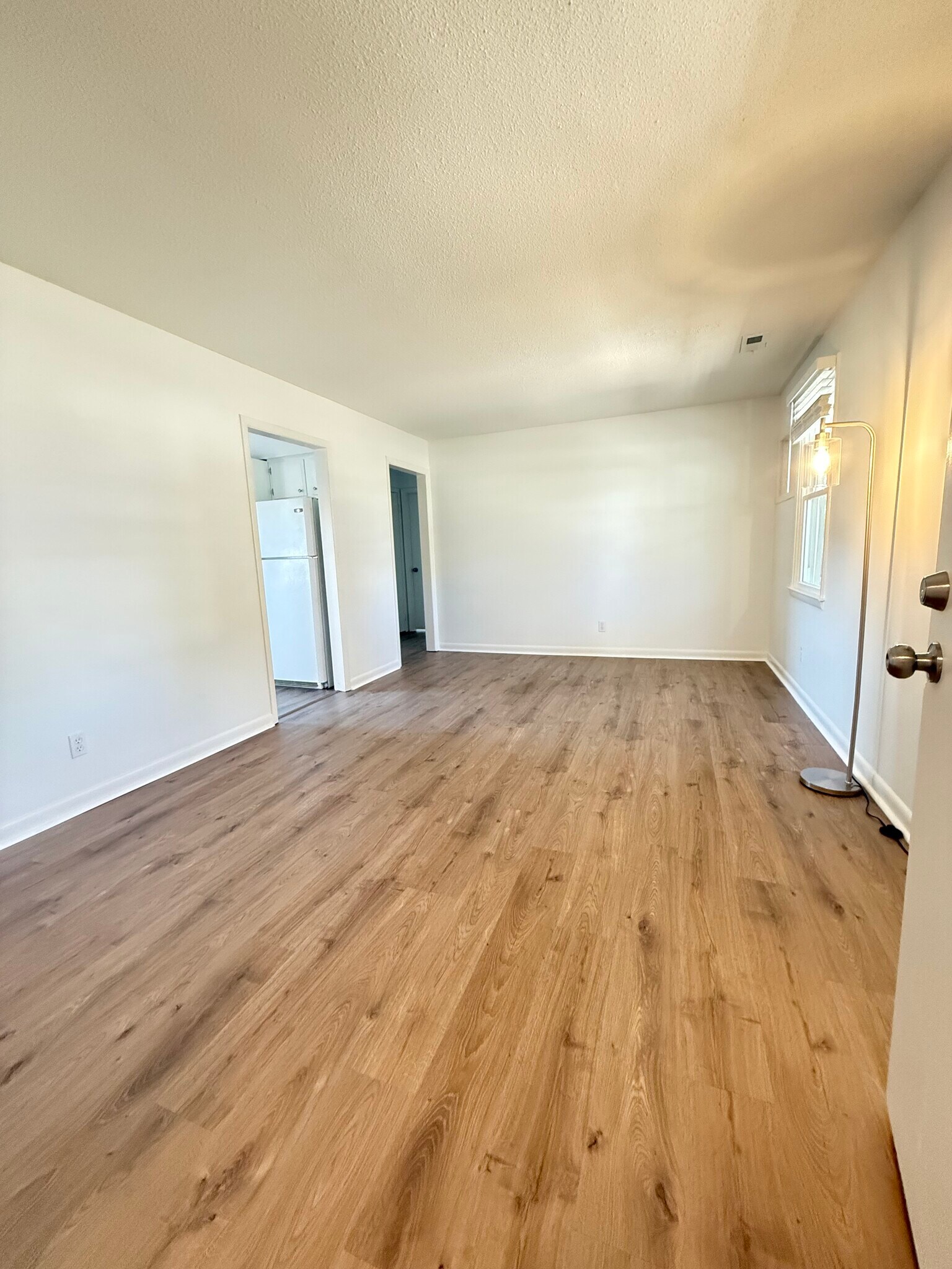 Building Photo - 214 Rosehill Dr