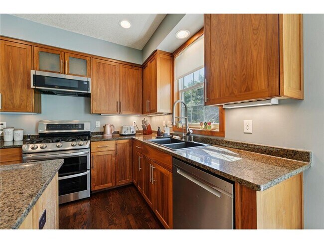 Building Photo - 1477X Langdon Pl