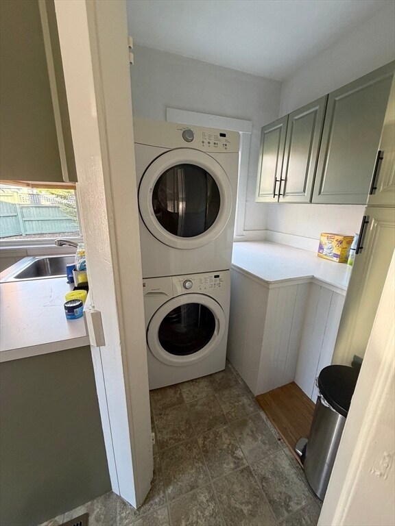 Building Photo - 9 Hollis St