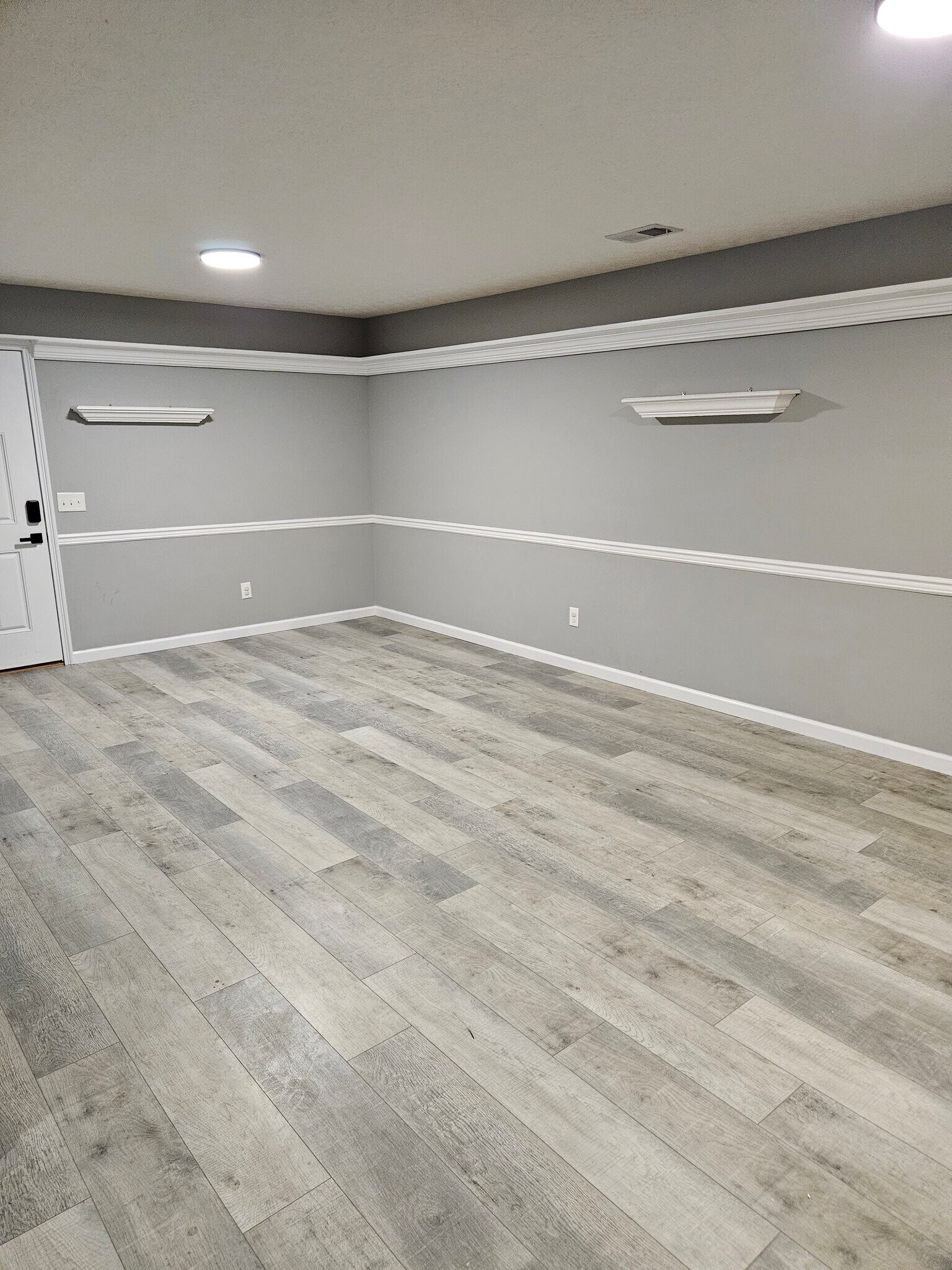 Building Photo - 19 Strawberry Cir