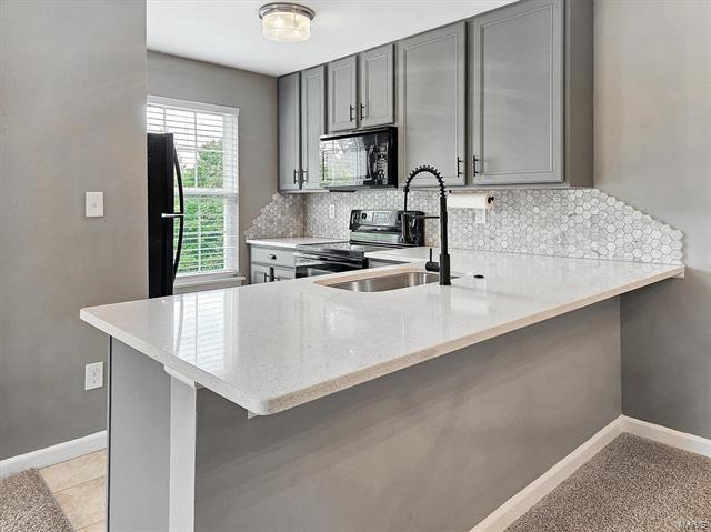 Building Photo - 9733 Crayford Rd