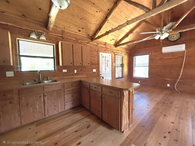 Building Photo - 313 N Berry Ridge
