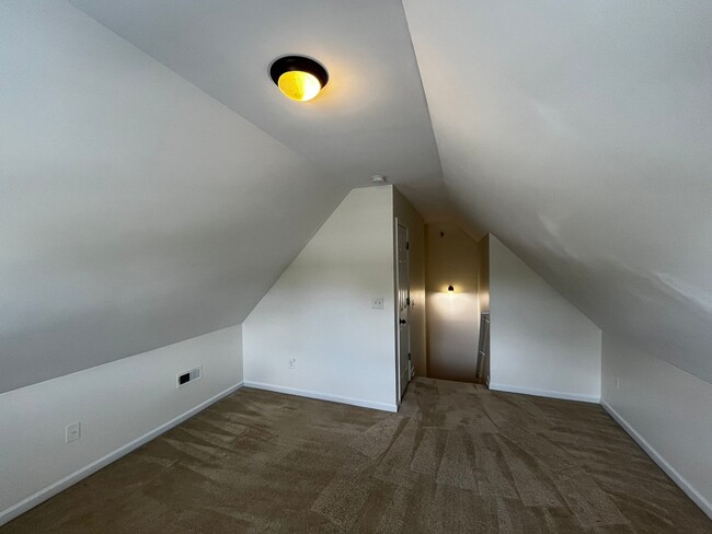Building Photo - Beautiful 4 bedroom 2 bath in Phenix City, AL
