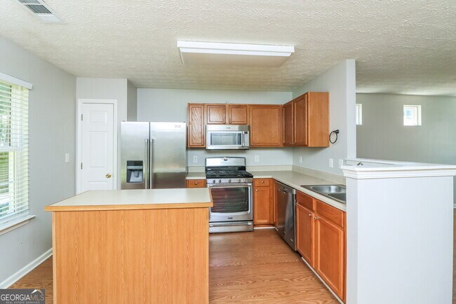 Building Photo - 103 Oak Grove Pl