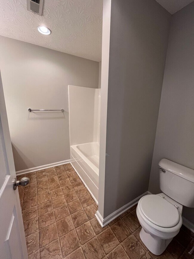 Building Photo - Upper Stone Apartments