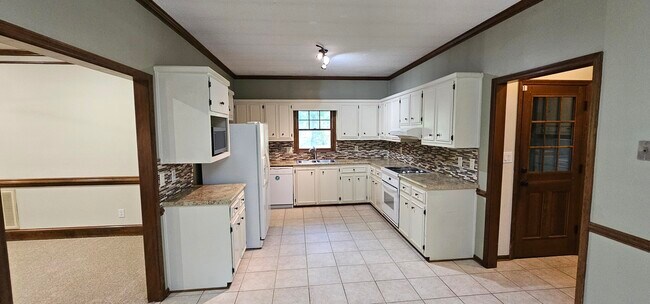 Building Photo - 812 Cape Cod Ct