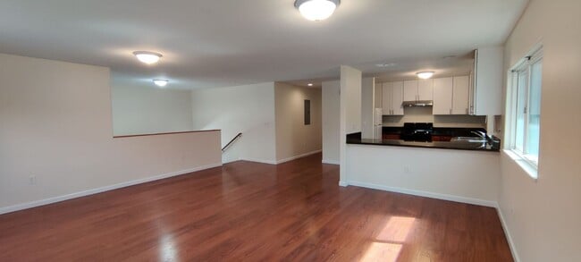 Building Photo - 3471 Harding Ave