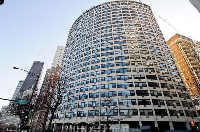Building Photo - 1150 N Lake Shore Dr