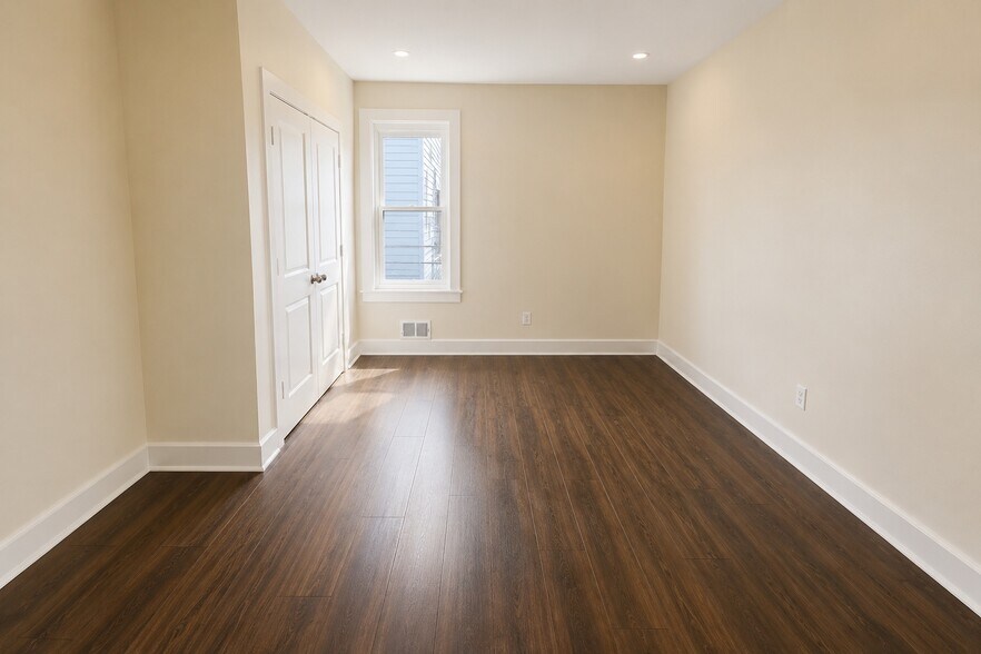 BEDROOM #3 - 55 Stockman Pl