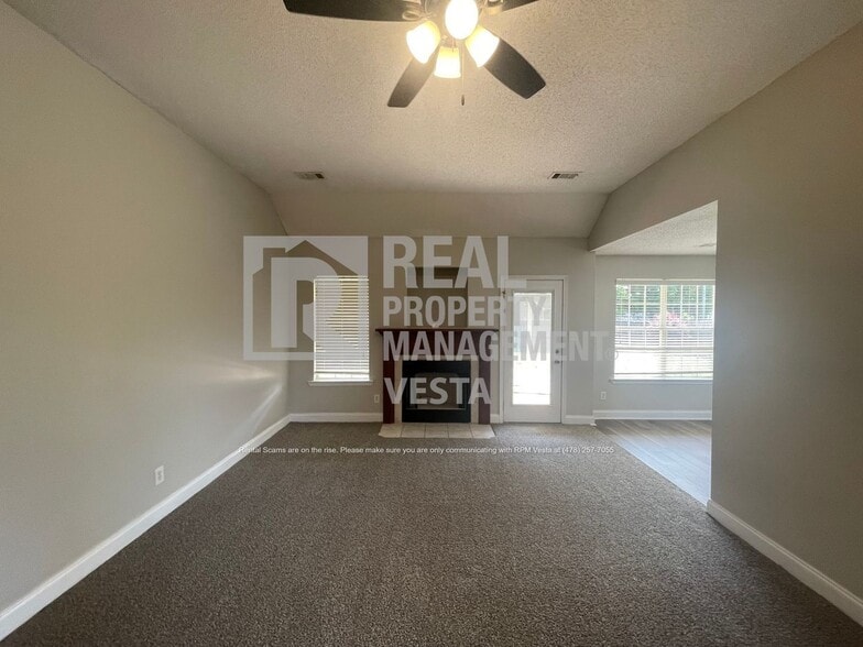 Building Photo - 313 Canterfield Dr
