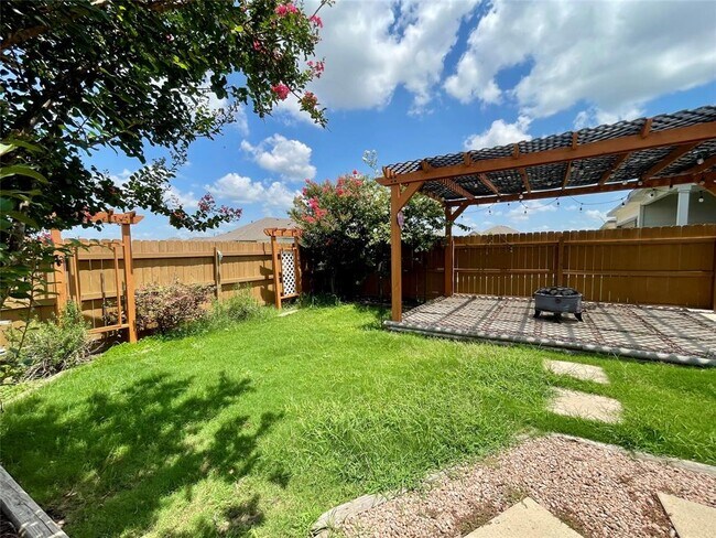 Building Photo - 708 Bridle Creek Dr