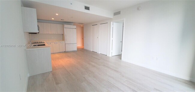 Building Photo - 55 SW 9th St