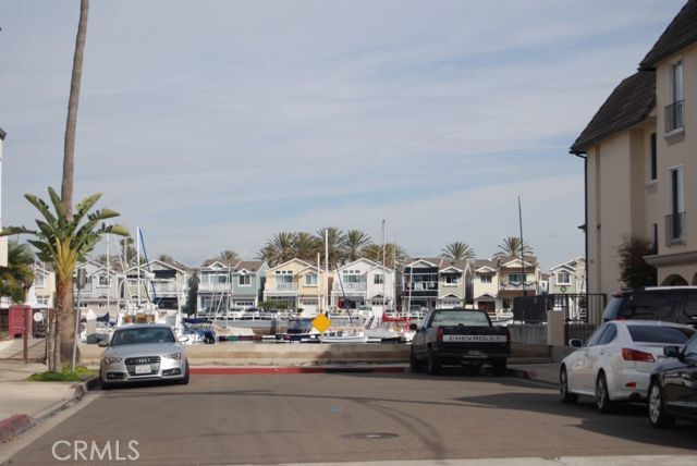 Building Photo - 223 20th St