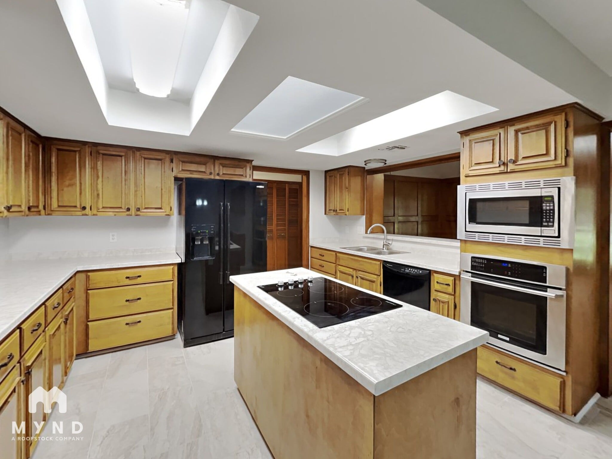 Building Photo - 15710 Fern Ridge St