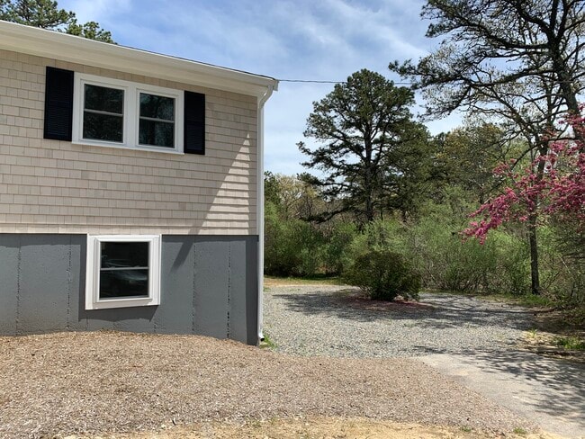 Building Photo - 1272 Mary Dunn Rd