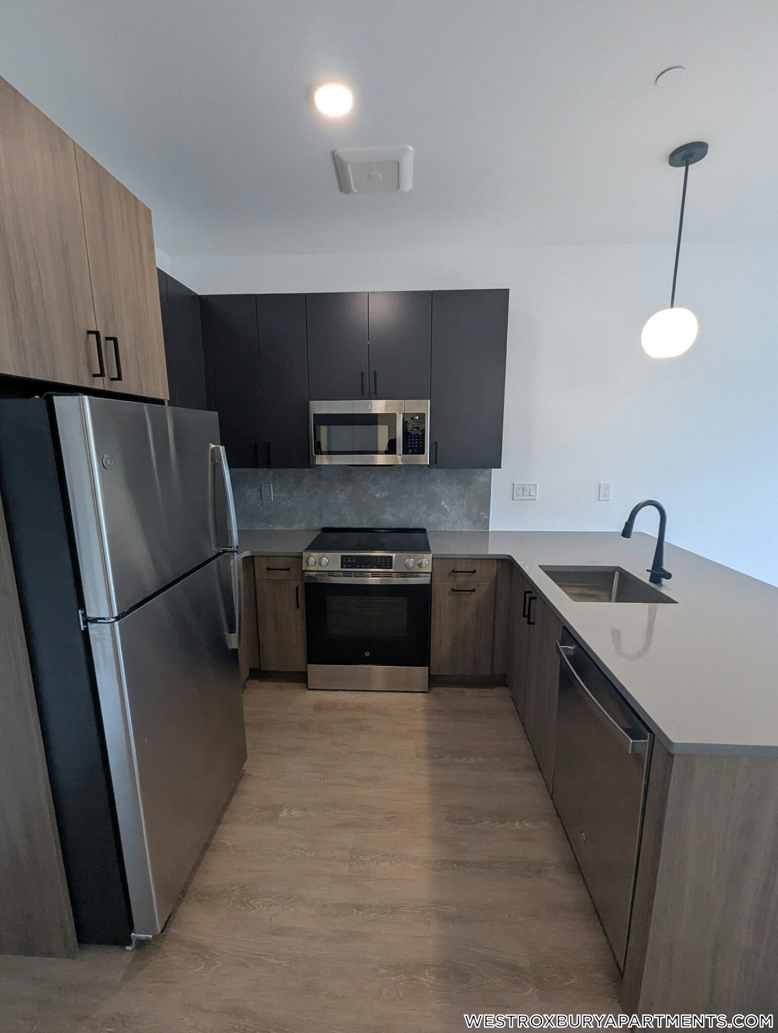 Building Photo - 199 Gardner St