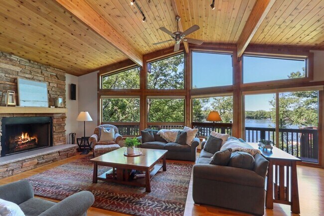 Building Photo - Whitewater Lakefront Furnished Lodge Available for Monthly & Mid-Term Rentals