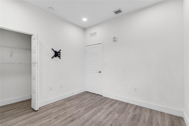 Building Photo - 8005 NW 104th Ave