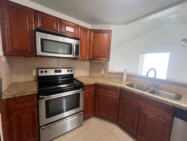 Building Photo - 3477 NW 44th St
