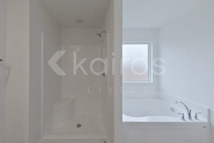 Building Photo - 6131 Taramore Ln NW
