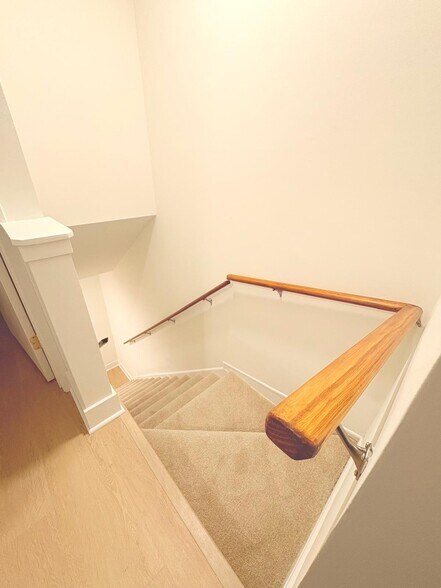 Building Photo - 9650 Marston Ln