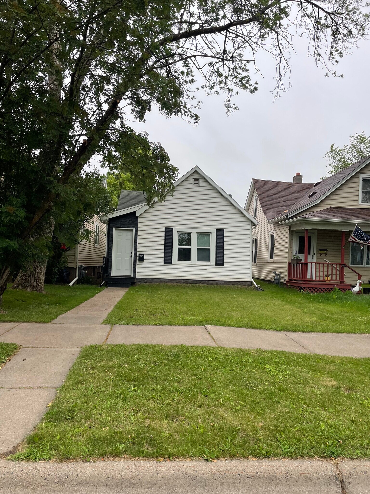 Front of house facing S 61st Ave W. Parking in back - 220 S 61st Ave W