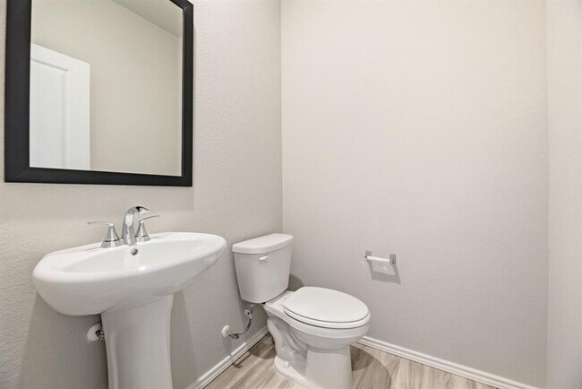 Building Photo - 12809 Village Spun Plz