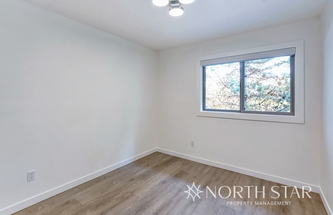 Building Photo - Total Remodel in Mt. Park near Westlake