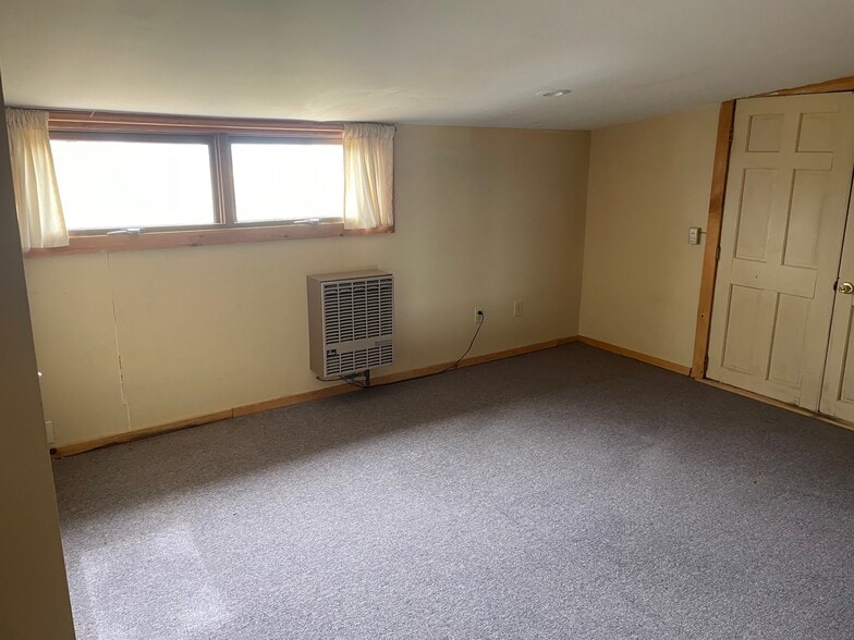 Building Photo - 5822 Ethan Allen Hwy
